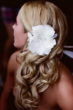Fantastic Wedding Hairstyles for Curly Hair Picture