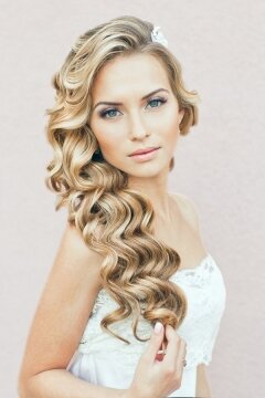 Long Curly Wedding Hairstyles Picture